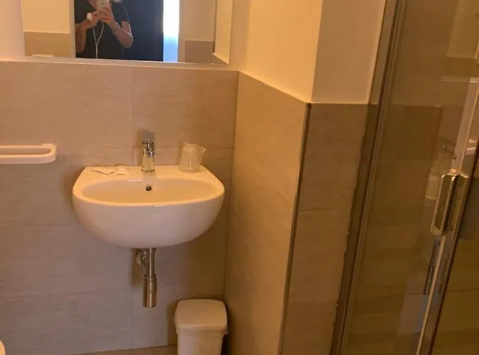 Bed & Breakfast Corso Italia 58 *